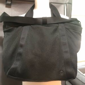 Lululemon Carry The Day Mesh Bag